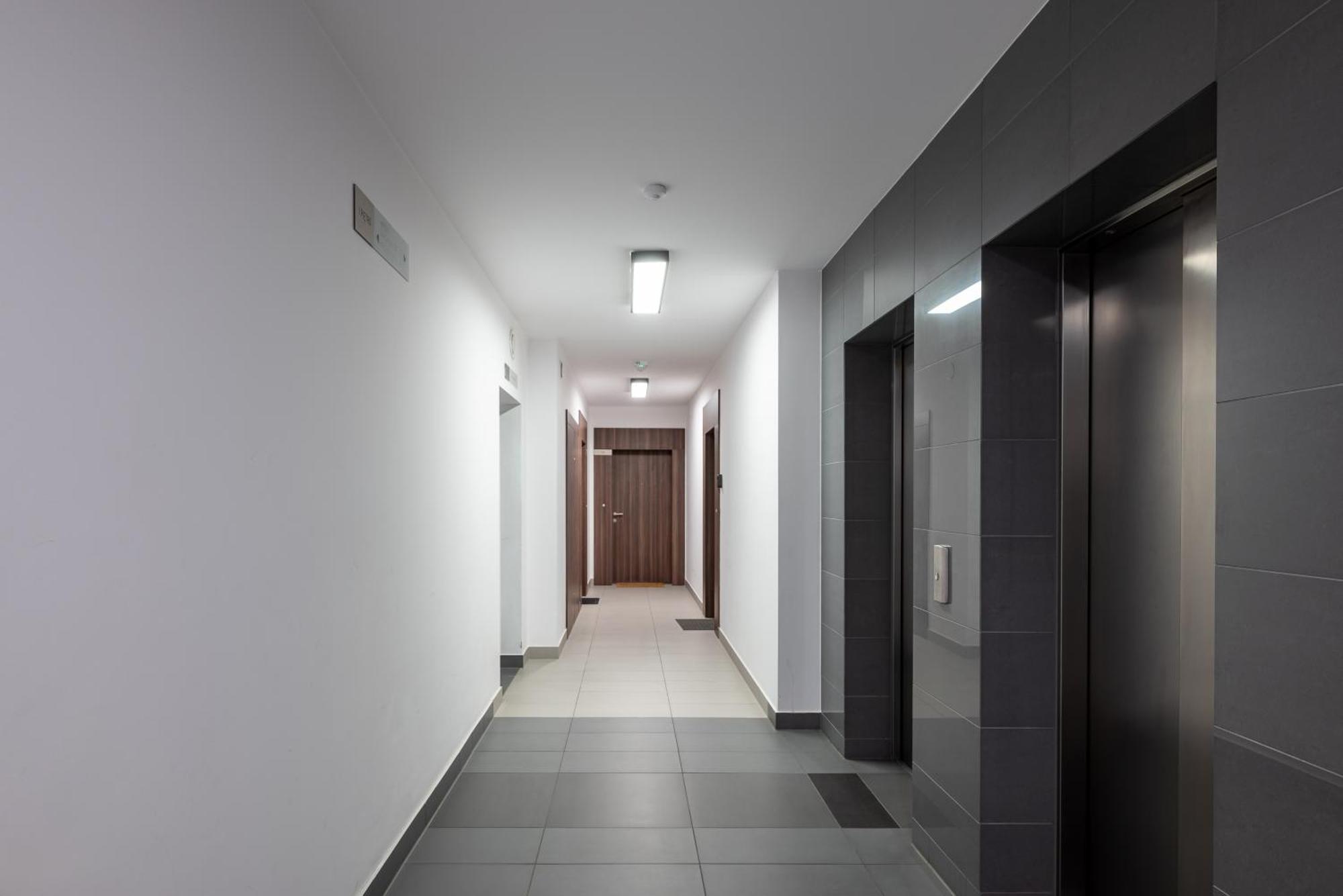 Metro Plocka Cosy Apartment Warszawa Exteriör bild